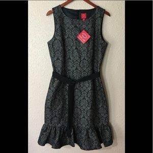 Oscar D’-  midi formal dress.